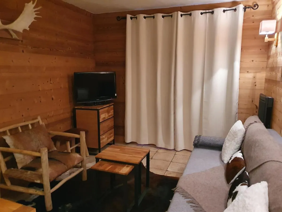 Appartement Chaleureux 4-6 Pers Chalet Chamois Appt H2 Les Arcs  Lägenhet