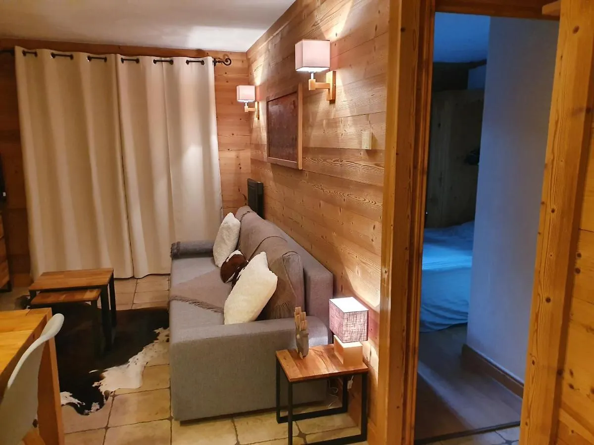 Appartement Chaleureux 4-6 Pers Chalet Chamois Appt H2 Les Arcs  Lägenhet